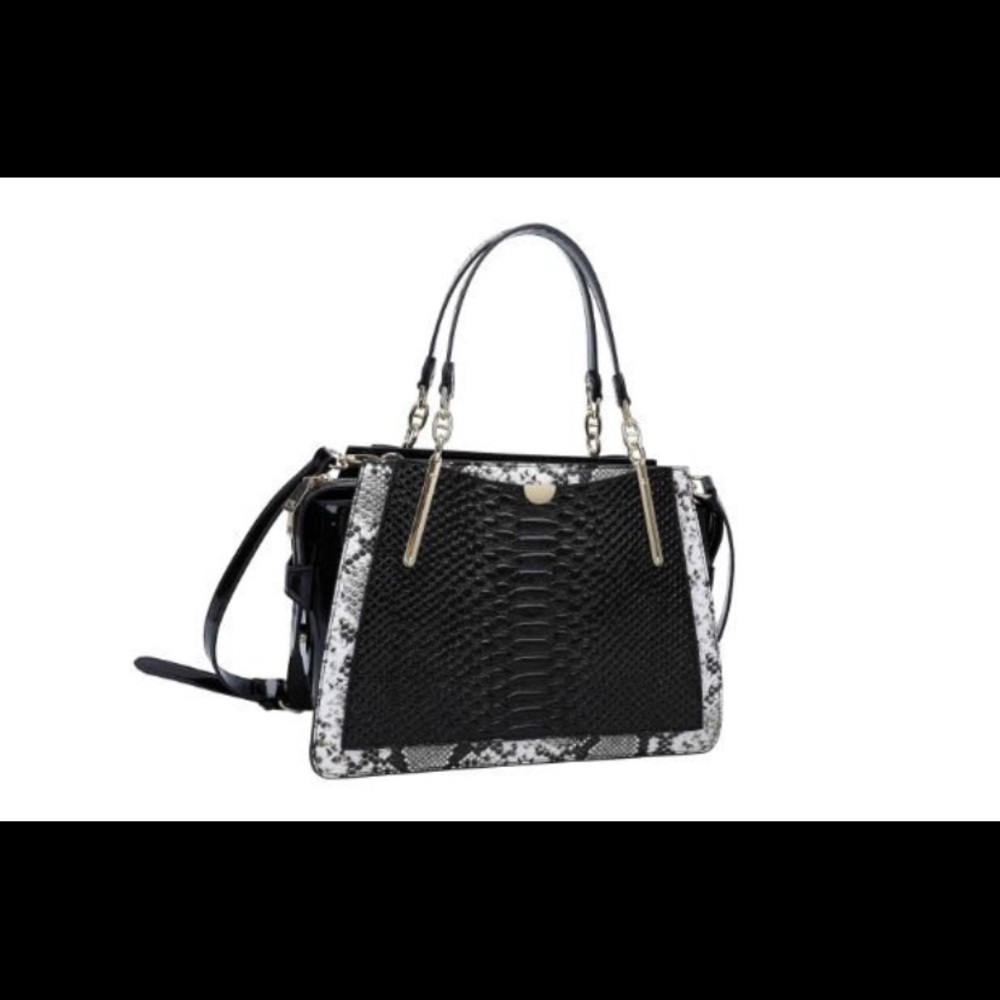 ameri mode black viper purse with straps and dust bag